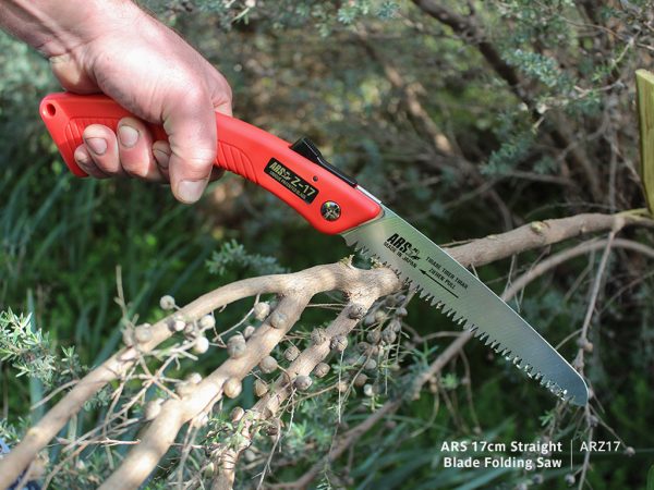 ARS Z-17 Folding Pruning Saw in Action
