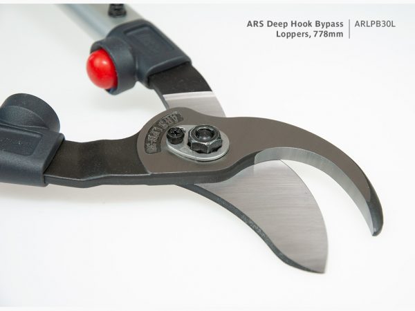 ARS 778mm Deep Hook Bypass Lopper | Counter-blade detail