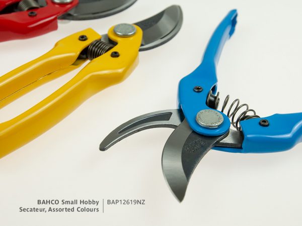BAHCO Small Hobby Secateur | Blade detail | Product code BAP12619NZ